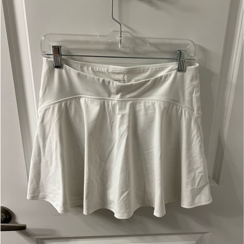 OLD NAVY ACTIVE Powersoft High-Rise Go-Dry white skort, large